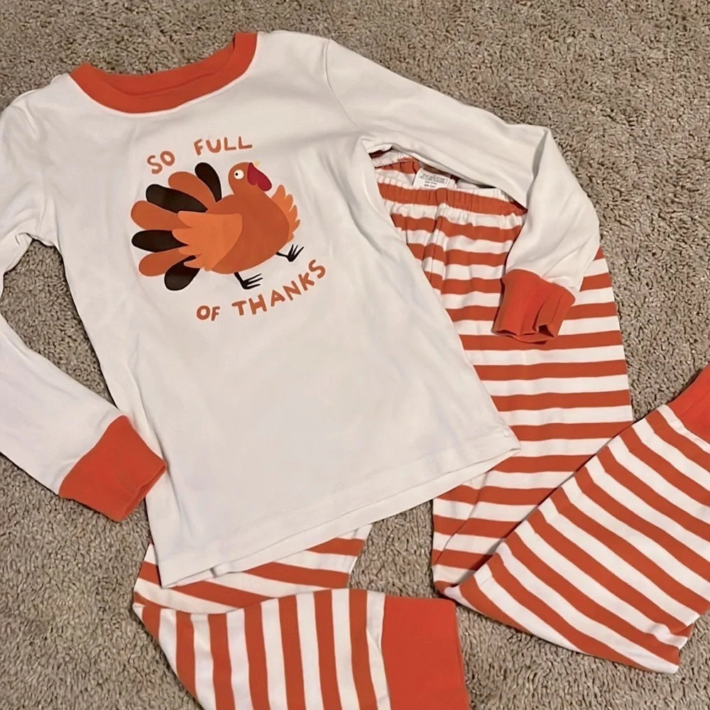 Thanksgiving pjs 🦃